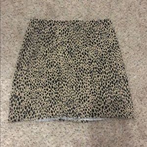 Brandy Melville cheetah print skirt